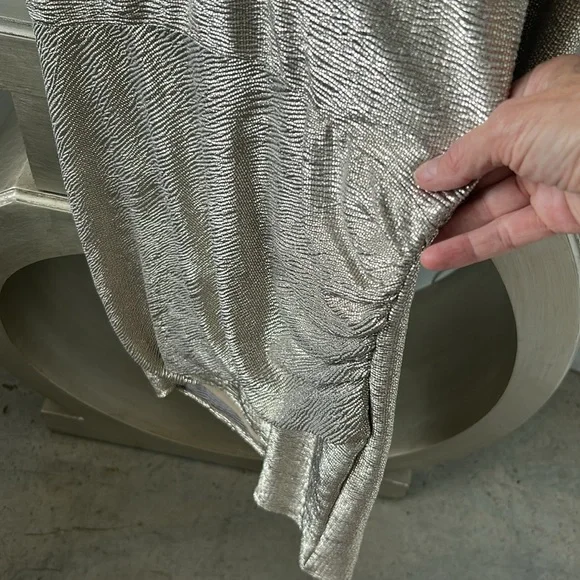 Alice & Olivia A+O Metallic Gold Dress 8 NWT - Picture 5 of 9